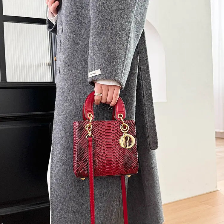 Elegant Crossbody Ladies Hand Bag High-end Luxury Leather Popular Classic Casual Simple Vintage Trendy Design Commuter Tote Bag