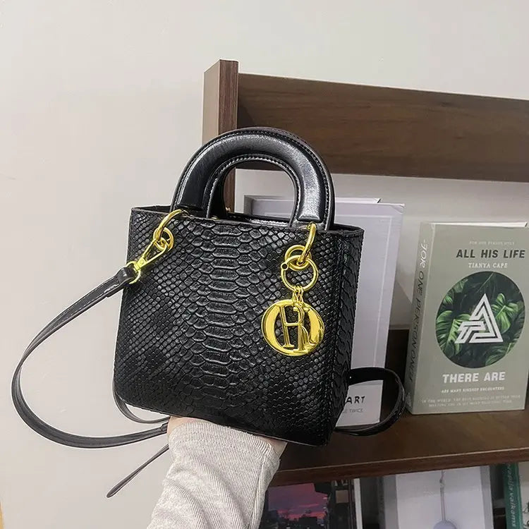 Elegant Crossbody Ladies Hand Bag High-end Luxury Leather Popular Classic Casual Simple Vintage Trendy Design Commuter Tote Bag