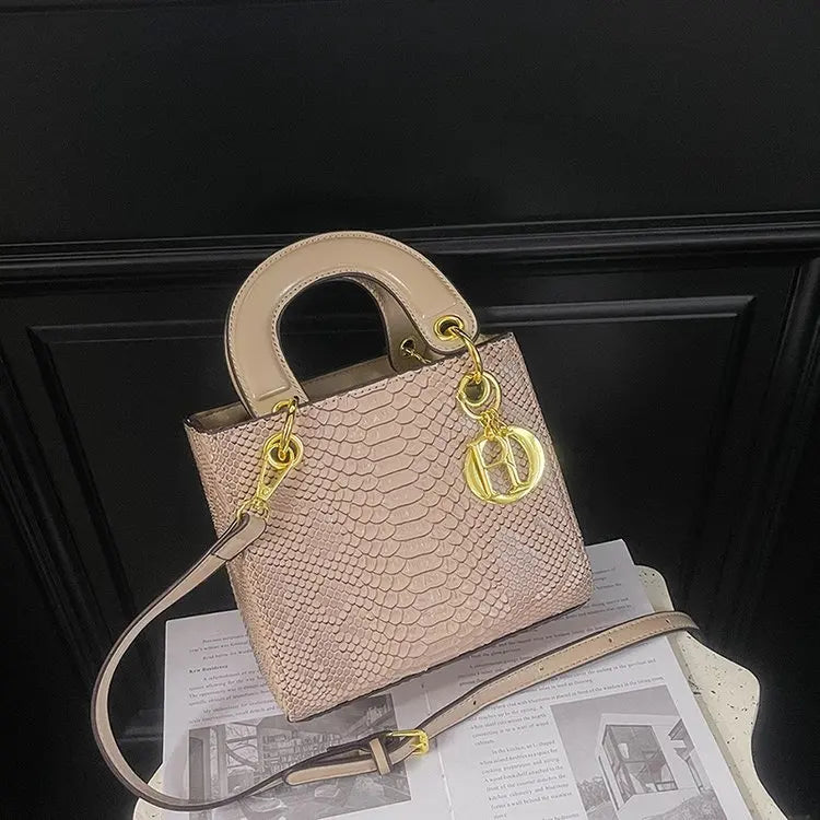 Elegant Crossbody Ladies Hand Bag High-end Luxury Leather Popular Classic Casual Simple Vintage Trendy Design Commuter Tote Bag