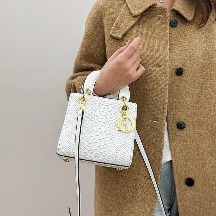 Elegant Crossbody Ladies Hand Bag High-end Luxury Leather Popular Classic Casual Simple Vintage Trendy Design Commuter Tote Bag