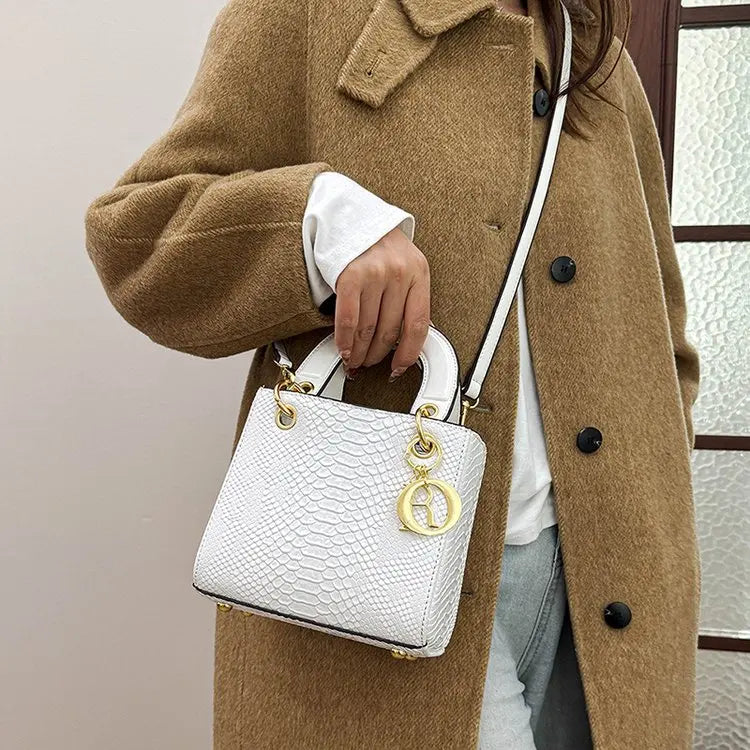 Elegant Crossbody Ladies Hand Bag High-end Luxury Leather Popular Classic Casual Simple Vintage Trendy Design Commuter Tote Bag