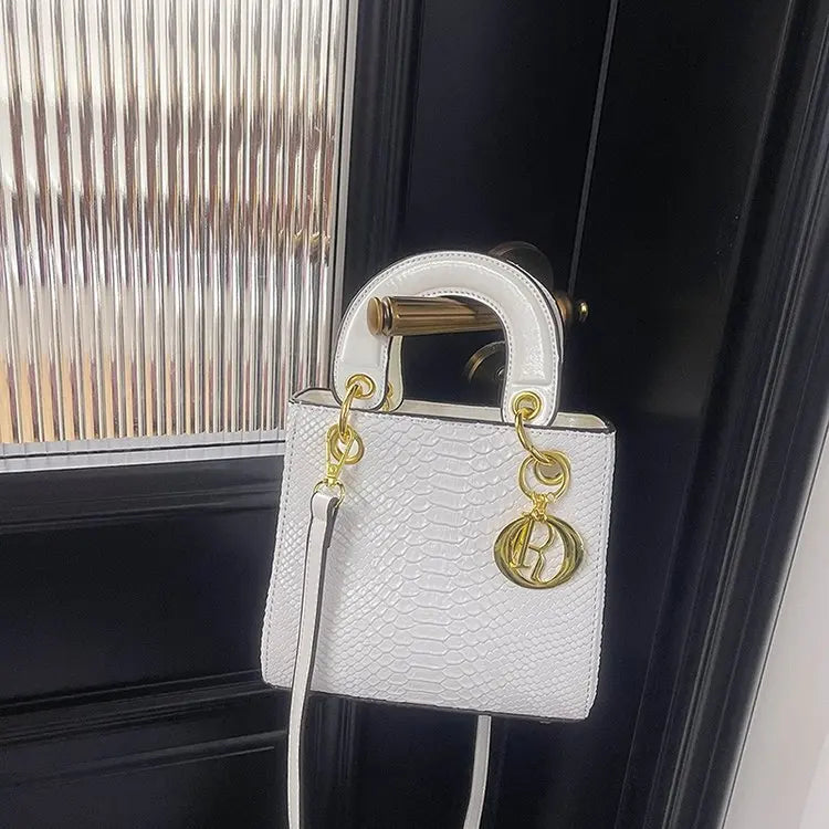 Elegant Crossbody Ladies Hand Bag High-end Luxury Leather Popular Classic Casual Simple Vintage Trendy Design Commuter Tote Bag